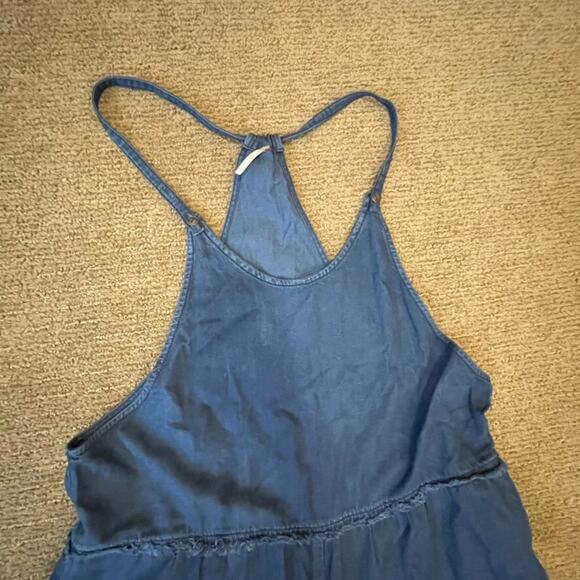 Free People‎ Chambray Jumpsuit L Racerback Wide Leg Cropped Raw Hem Boho - Picture 7 of 11